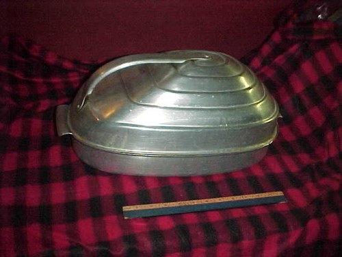 Vtg aluminum turkey chicken - aluminum,